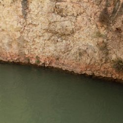 Medidor del nivel de agua en el Cañón del río Mundo en Albacete