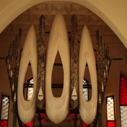 Vidrieras de José Sala Sala en el Santuario de Santa María Magdalena en Novelda de Alicante