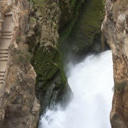 Виды на водохранилище Камарильяс в провинции Альбасете