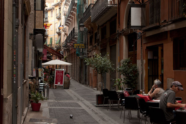 Одна из пешеходных улиц Валенсии