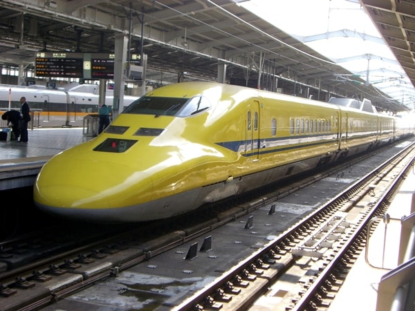 Желтый поезд
